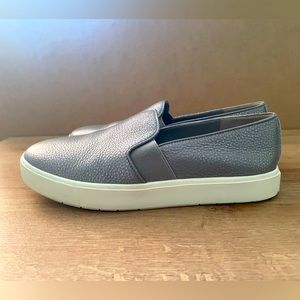 Vince leather sneaker